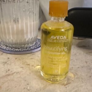 Aveda Beautifying Oil in Vibrant Yellow